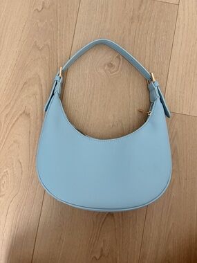 Amazon Essentials Light Blue Crescent Shoulder Bag